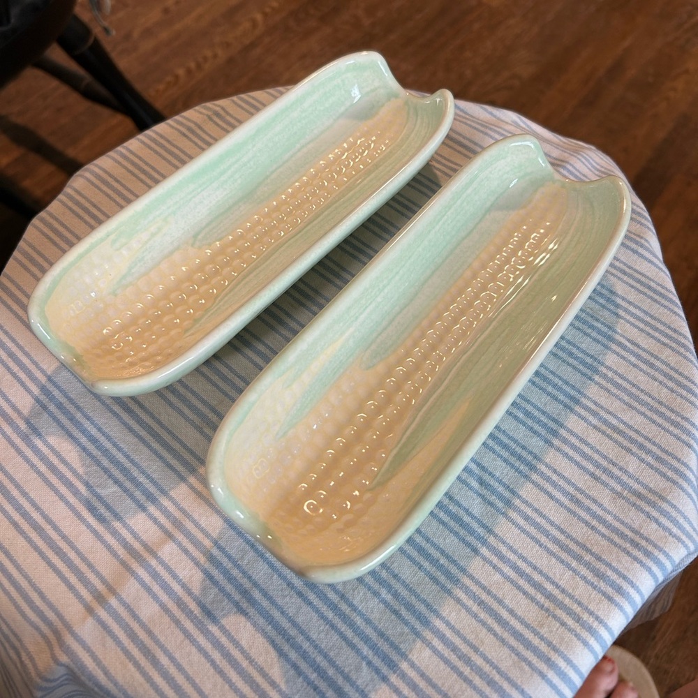 Vintage Phaltzgraff Vera Cruz corn on the cob holders two in set. So cute.